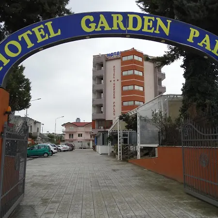 ホテル Garden Palase