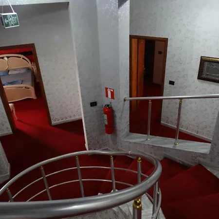 Garden Palase 3* フィエル