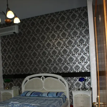 Garden Palase 3*