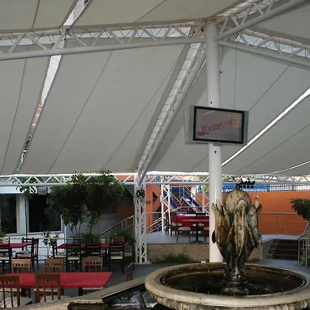 Garden Palase Hotel Fier