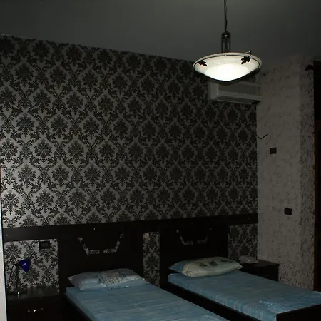 Hotel Garden Palase 3*