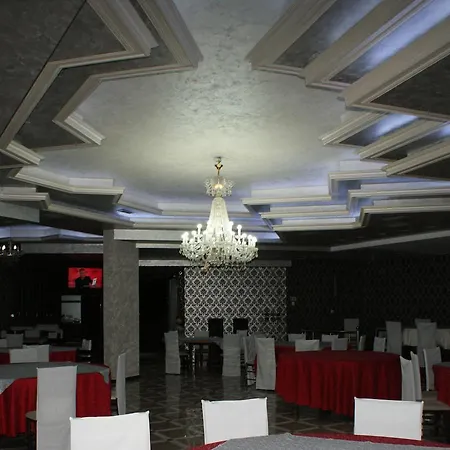 Garden Palase Hotel Fier