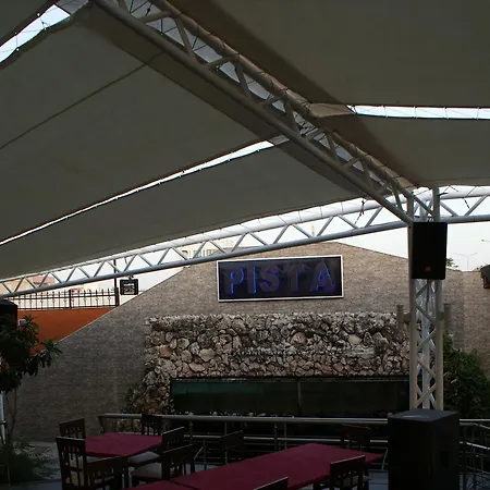 Garden Palase Hotel Fier