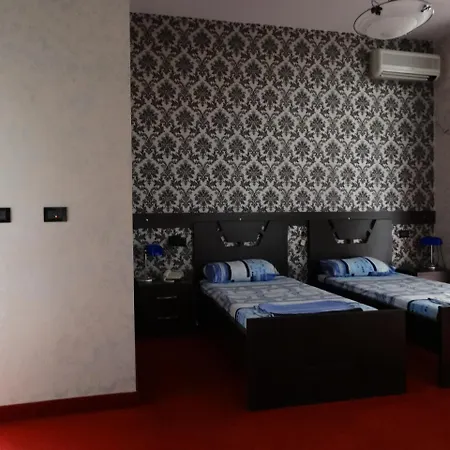 Garden Palase Hotel Fier