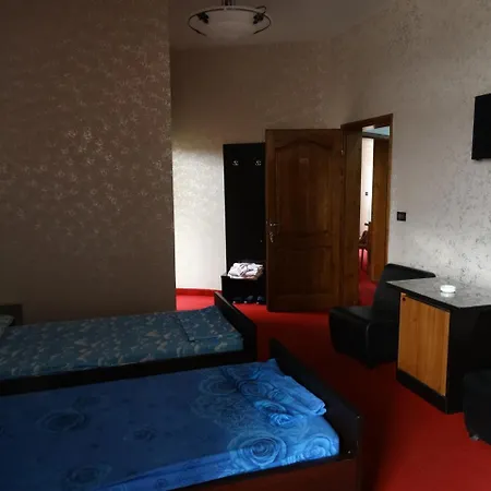 Garden Palase Hotel 3*