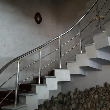 Garden Palase Hotel 3*